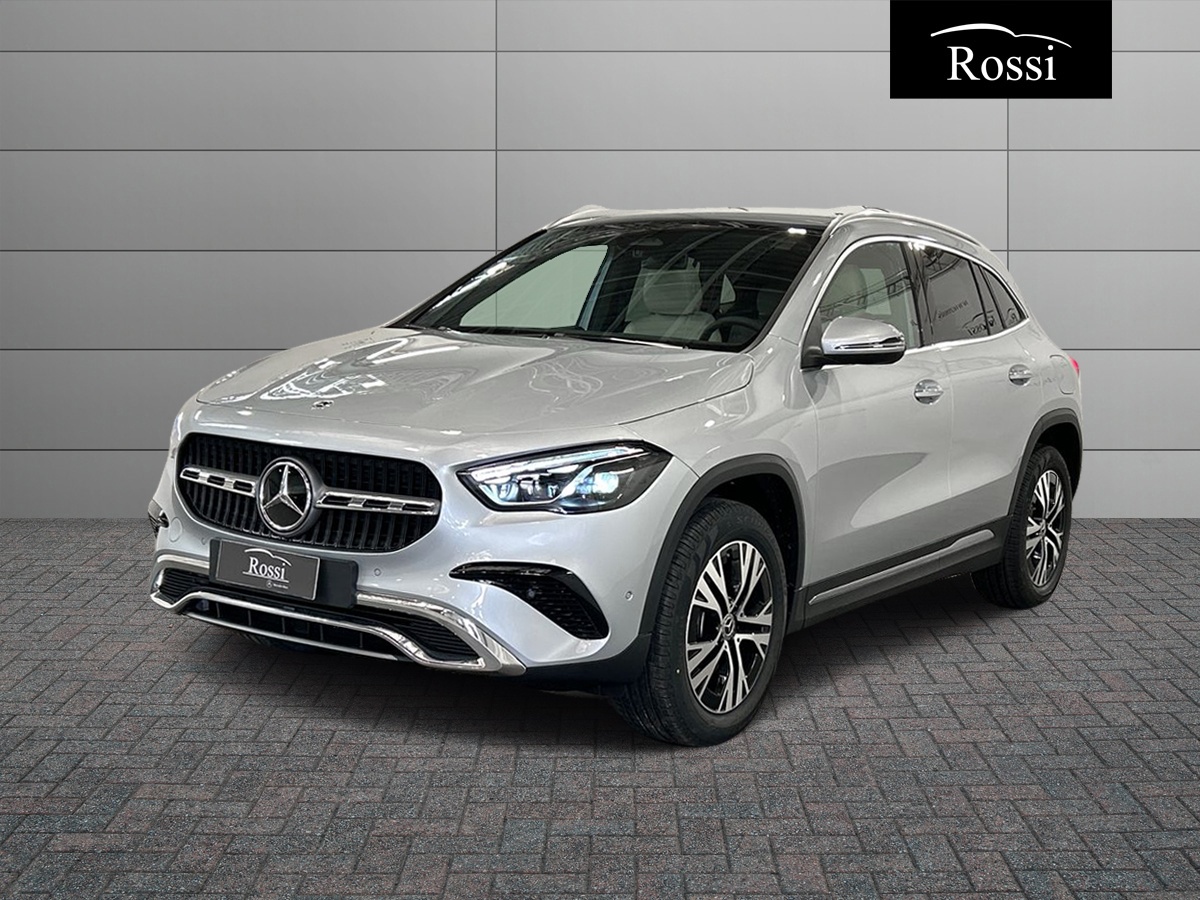 Mercedes-Benz GLA 200 d automatic