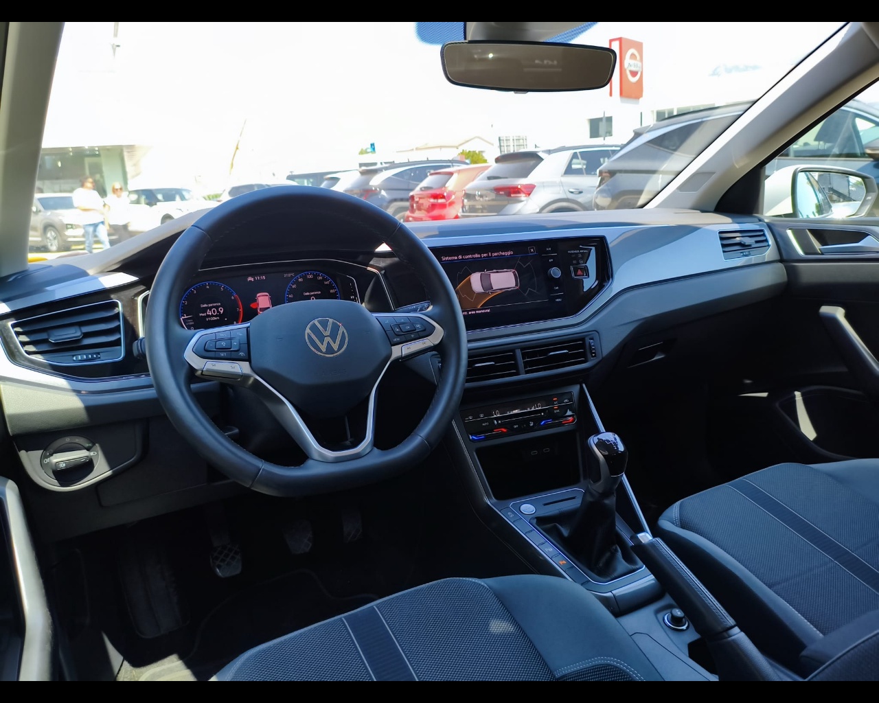 Foto VOLKSWAGEN Polo 1.0 tsi Style 95cv