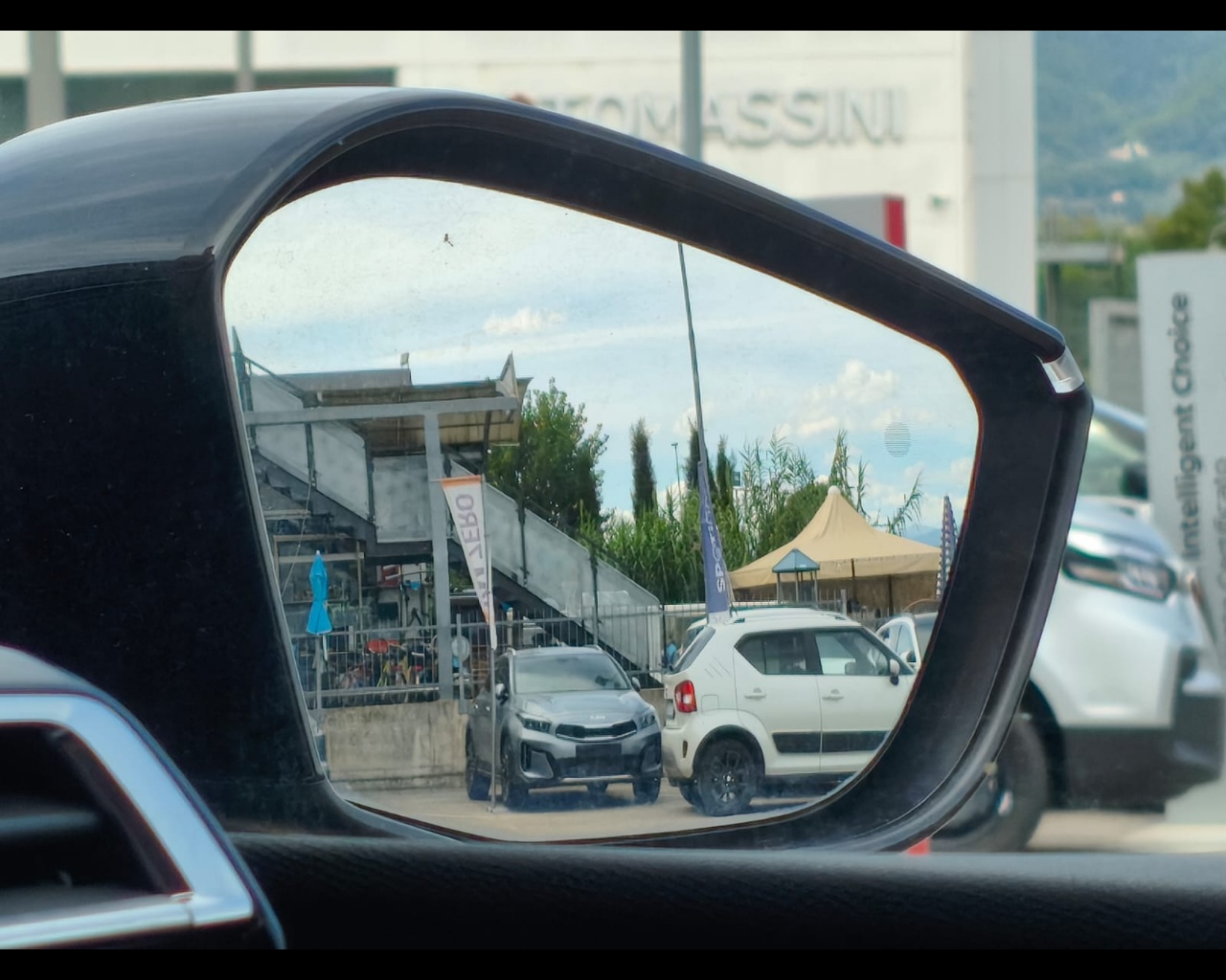 Foto CITROEN C4 1.2 puretech Shine s&s 130cv