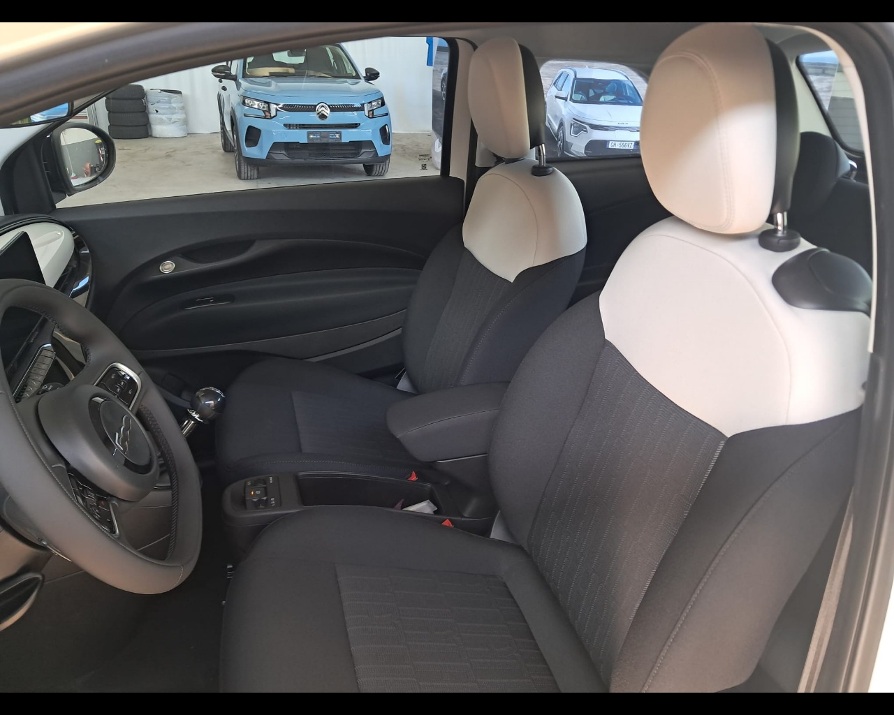 Foto FIAT 500 1.0 hybrid Icon