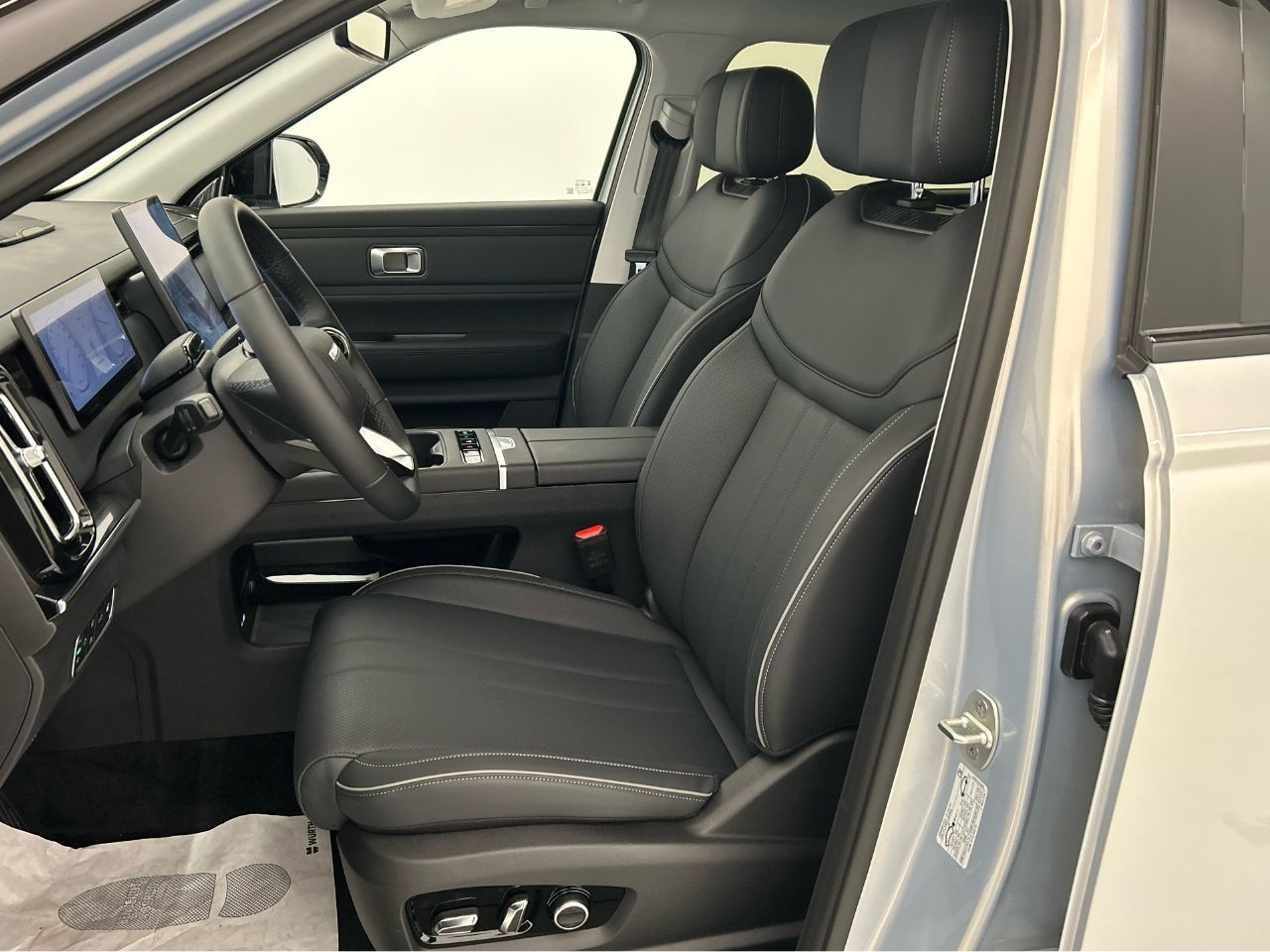 Jaecoo JAECOO 7 7 PHEV - Exclusive 1.5 TGDI DHT1  - 8