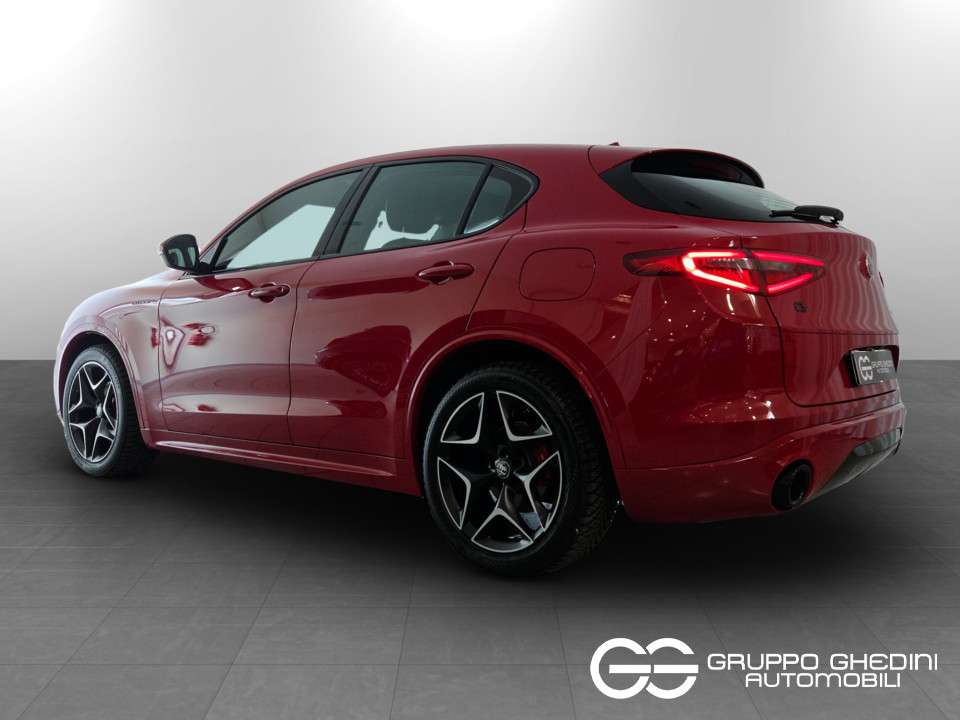 ALFA ROMEO Stelvio 2.2 t Veloce Q4 210cv auto Diesel usato - 2