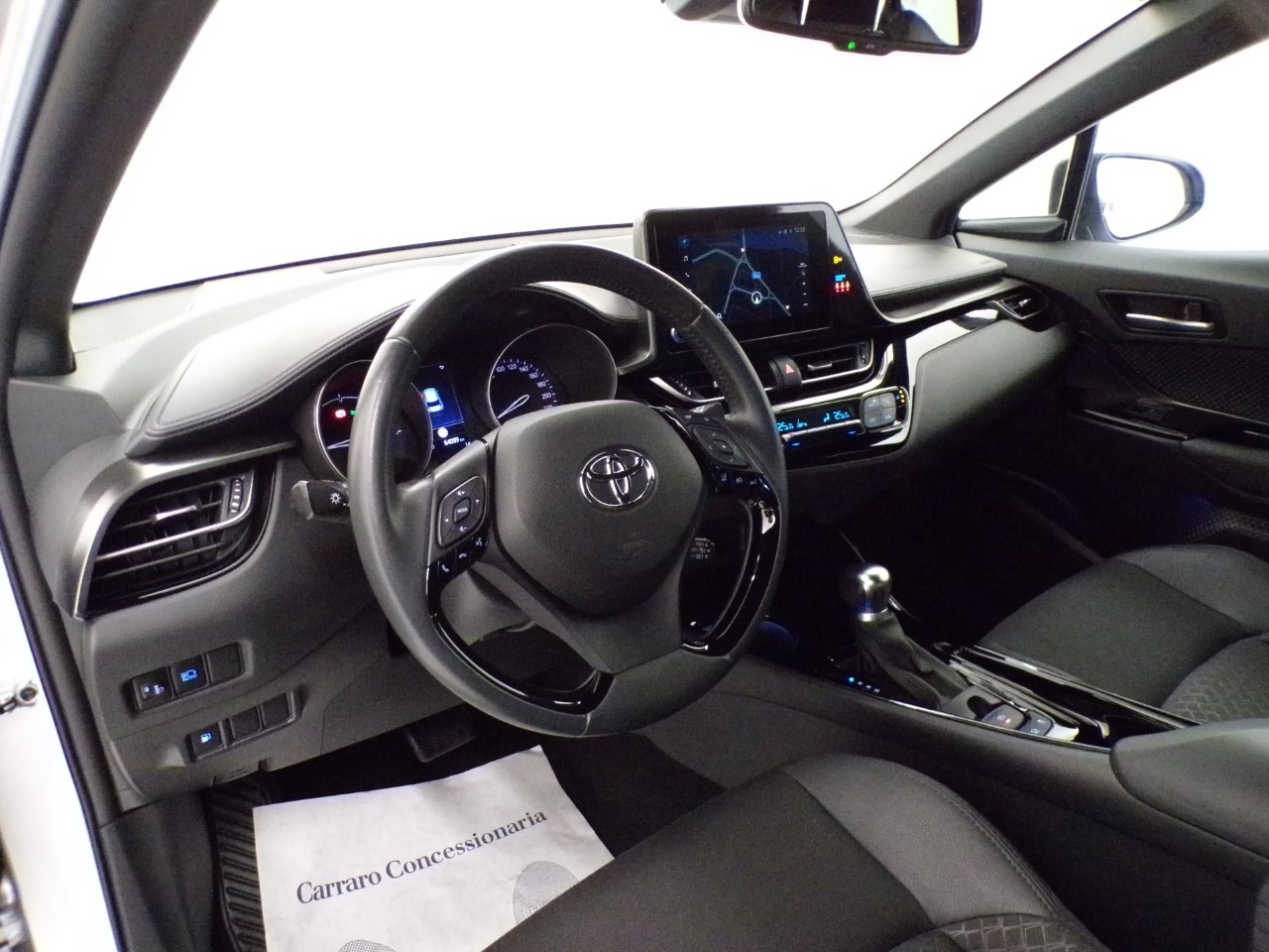 Toyota C-HR C-HR 2.0 Hybrid Trend E-CVT - 11