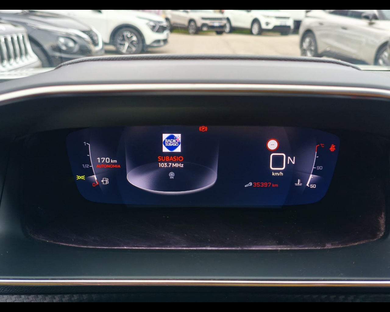 Foto PEUGEOT 2008 1.5 bluehdi Allure Pack s&s 130cv eat8