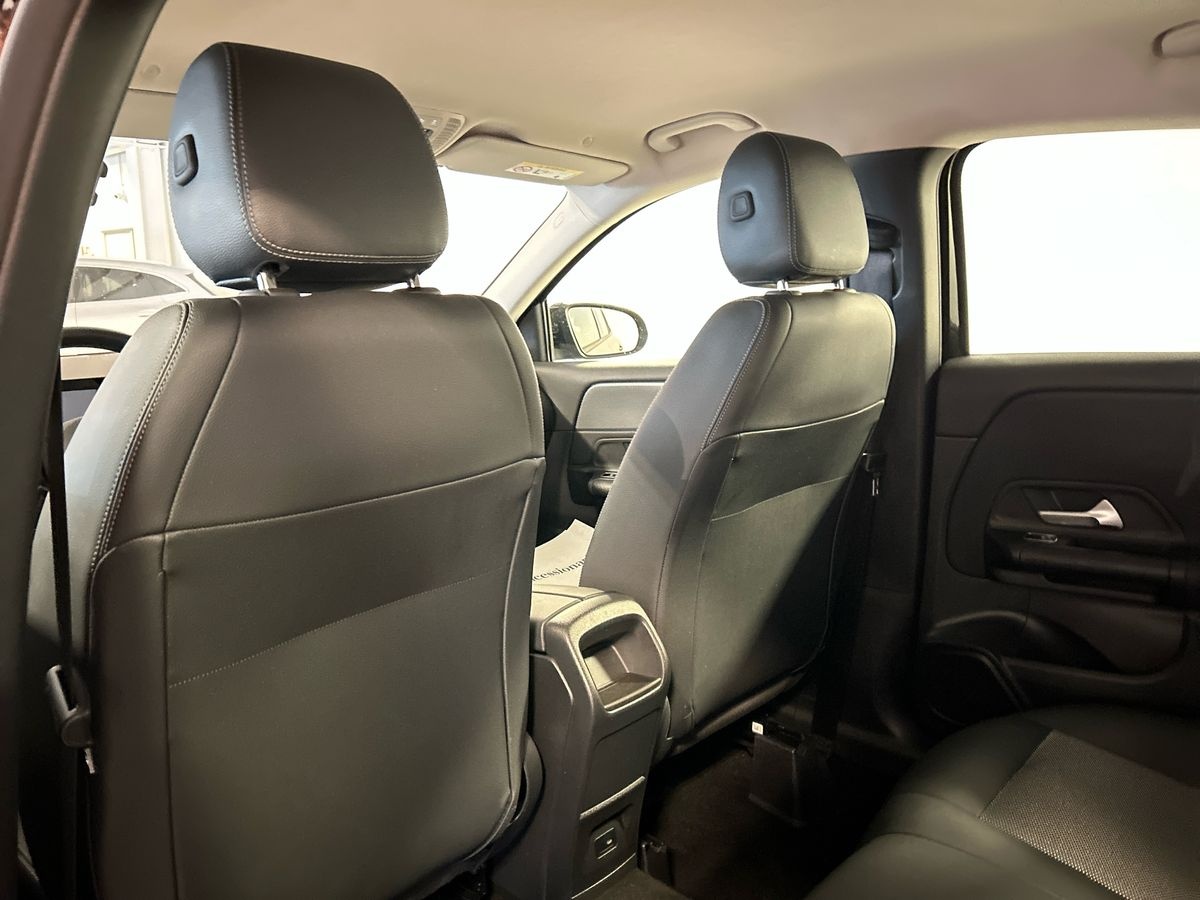 Mercedes GLA GLA 180 D Executive 8G-DCT - 18