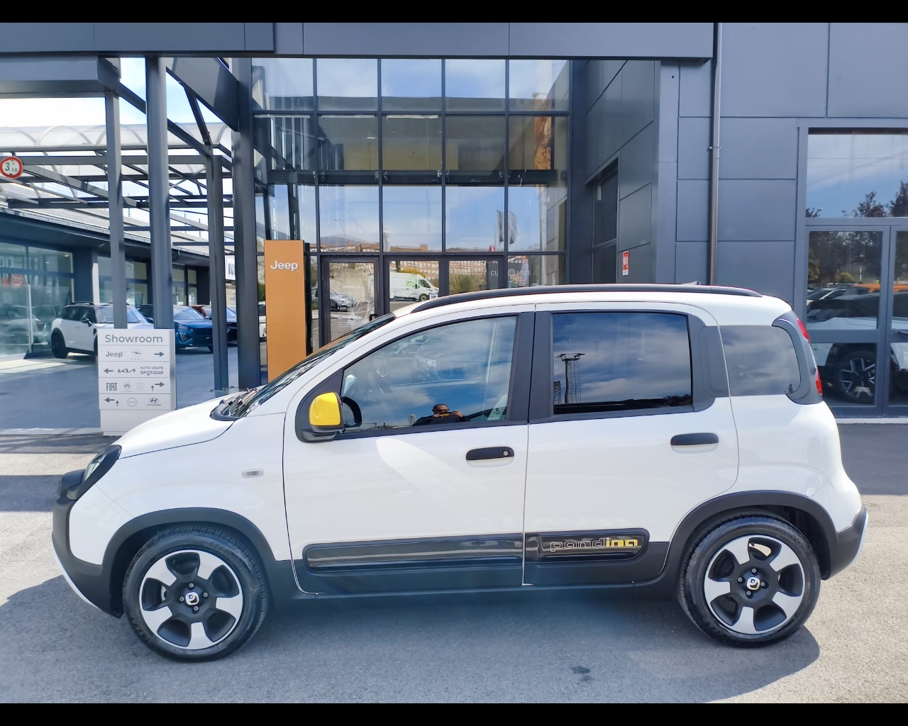 Foto FIAT Pandina Cross 1.0 firefly hybrid s&s 70cv