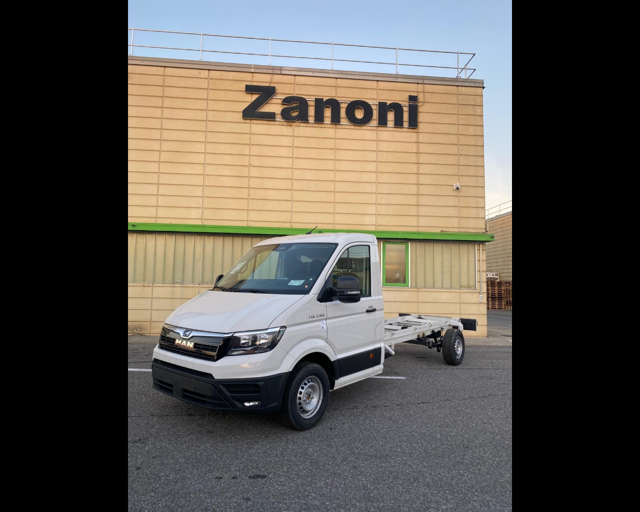MAN TGE 3.160 TELAIO CAB SINGOLA P. 4490 MANUALE