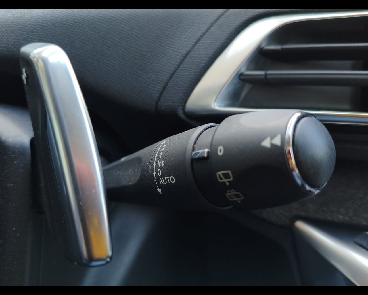 Foto PEUGEOT 3008 1.5 bluehdi Allure s&s 130cv eat8