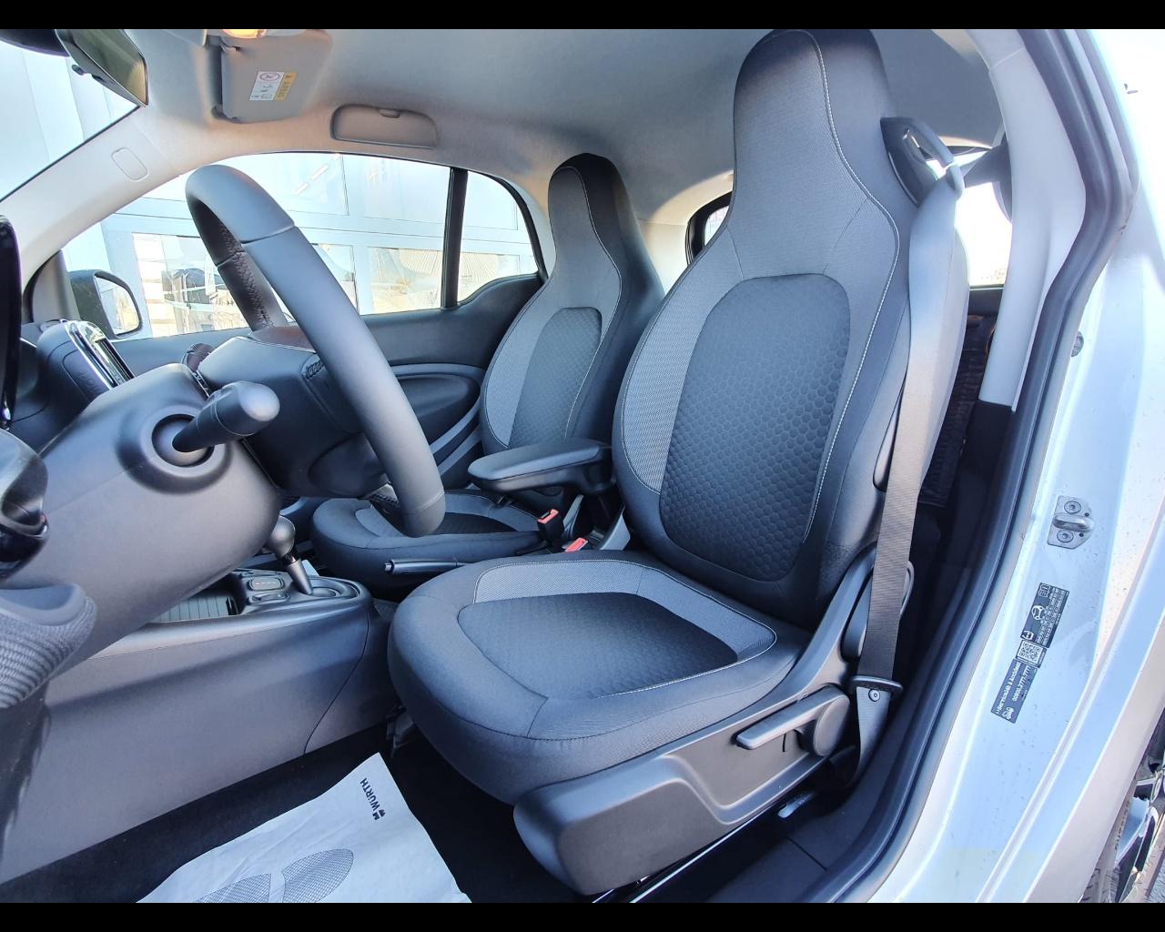 smart fortwo EQ fortwo passion - 8
