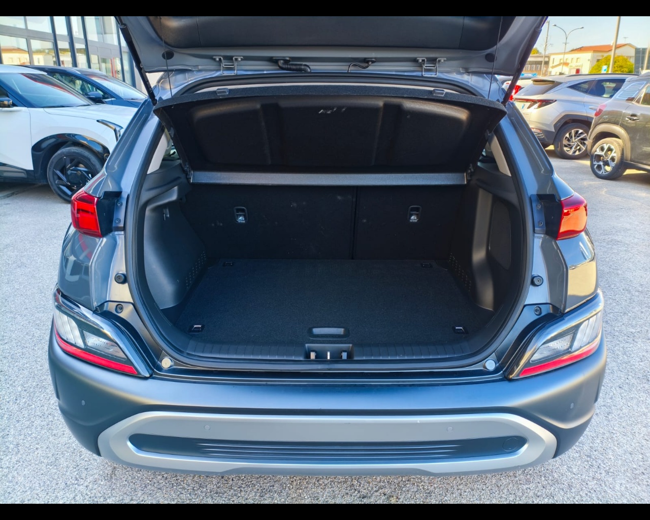 Foto HYUNDAI Kona 1.6 gdi hev Xclass 2wd 141cv dct
