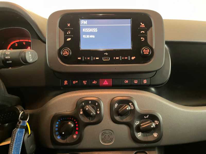 Panda Iii - Panda 1.0 Firefly Hybrid (red) S&s 70cv