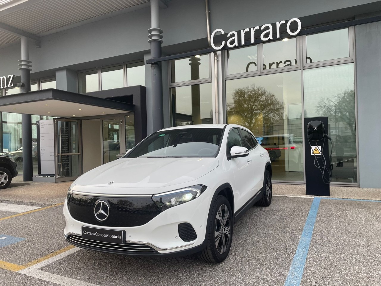 Mercedes EQA EQA 250+ Progressive Advanced Plus - 3
