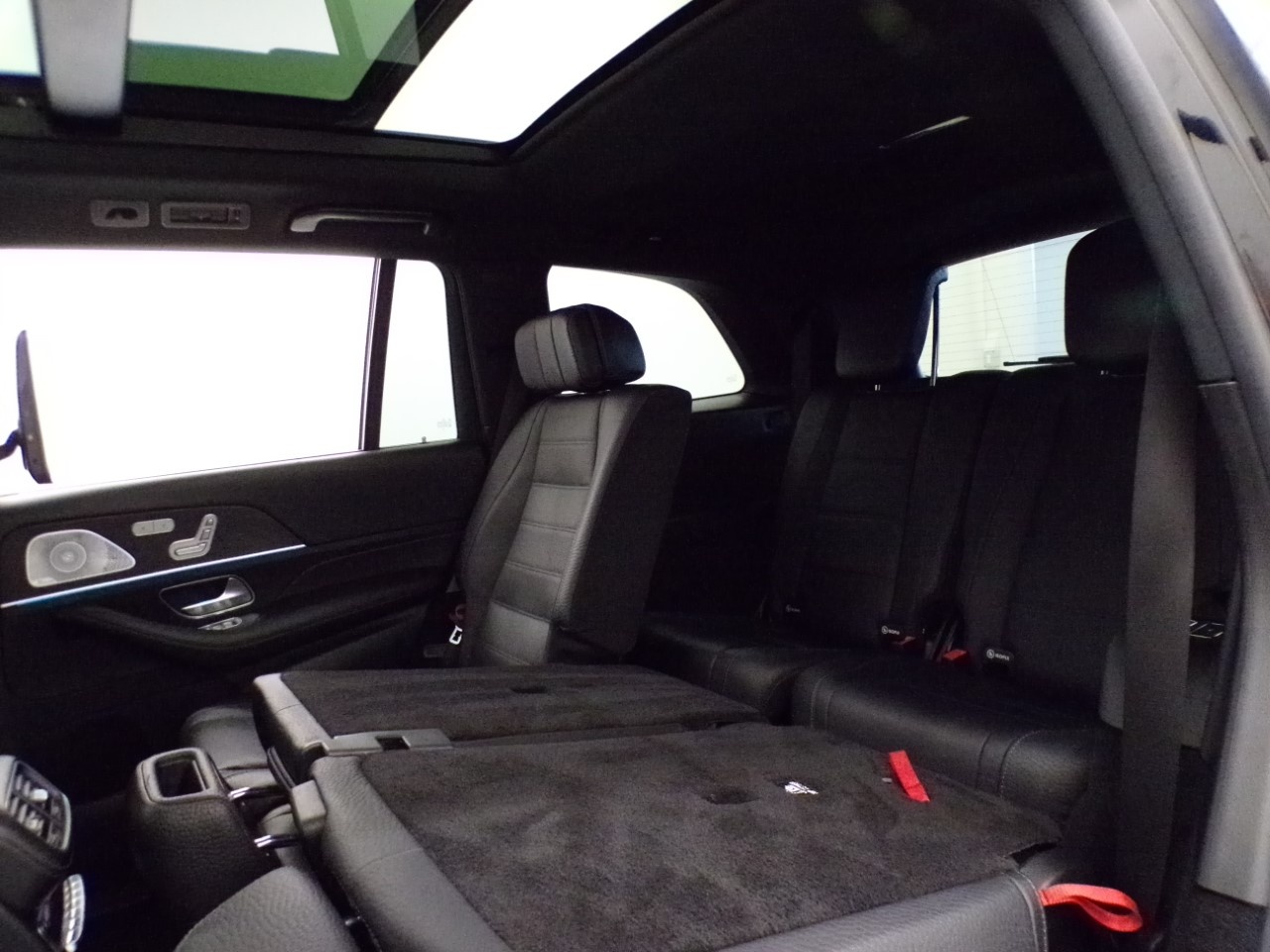 Mercedes GLS 580 V8 Mild hybrid (EQ-BOOST) Premium Plus 4Matic 9G-Tronic Plus - 18