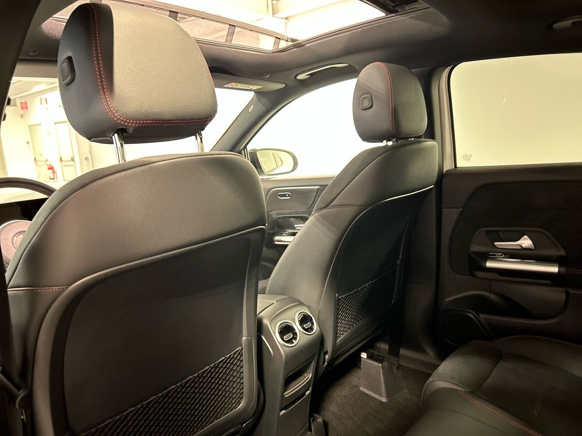 Mercedes GLA GLA 180 Premium 7G-DCT - 17