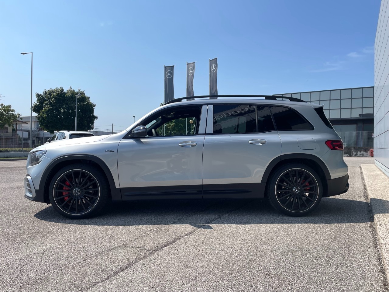 Mercedes-AMG GLB AMG GLB 35 AMG 4Matic AMG Line Premium - 7
