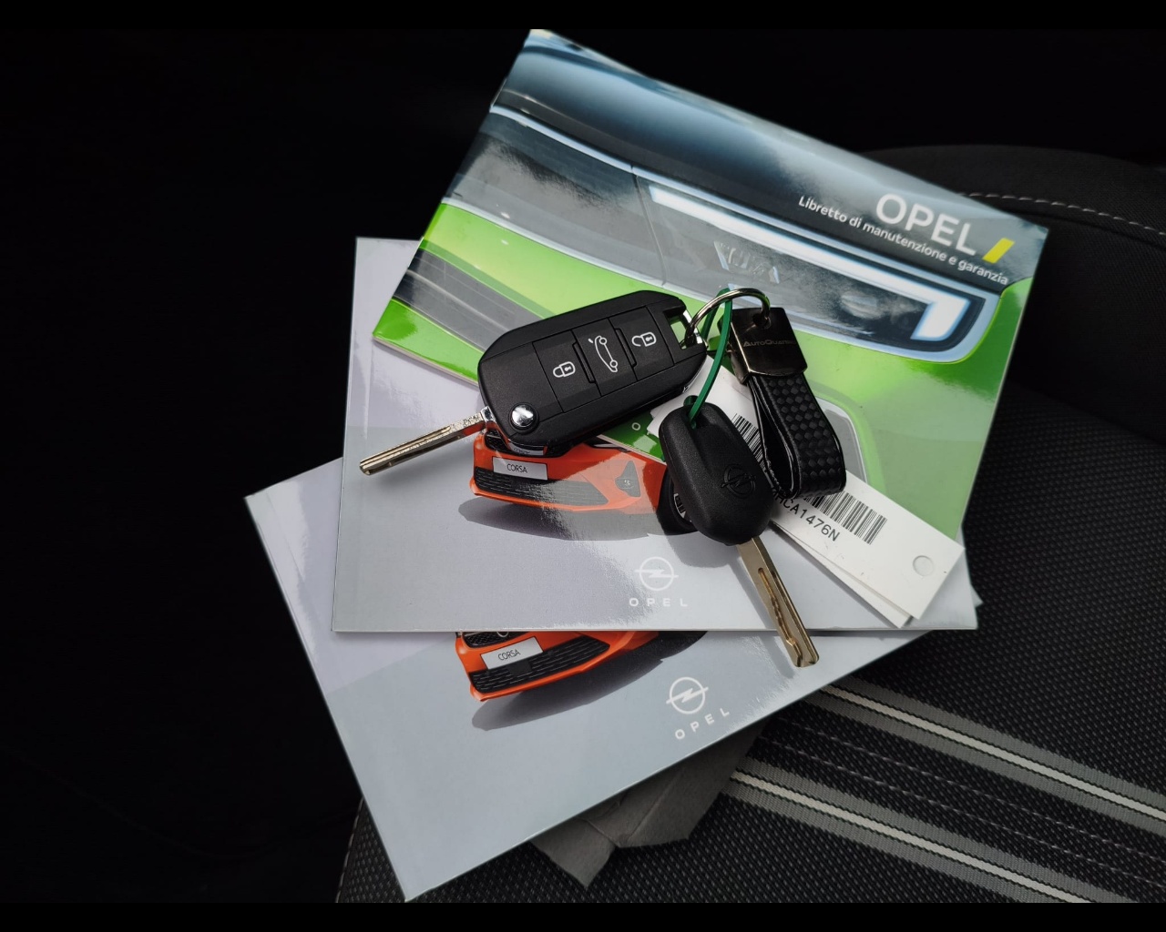 Foto OPEL Corsa 1.2 Blitz Edition s&s 100cv