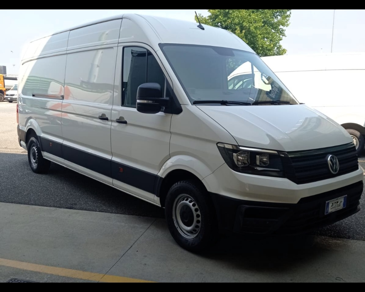 VOLKSWAGEN CRAFTER