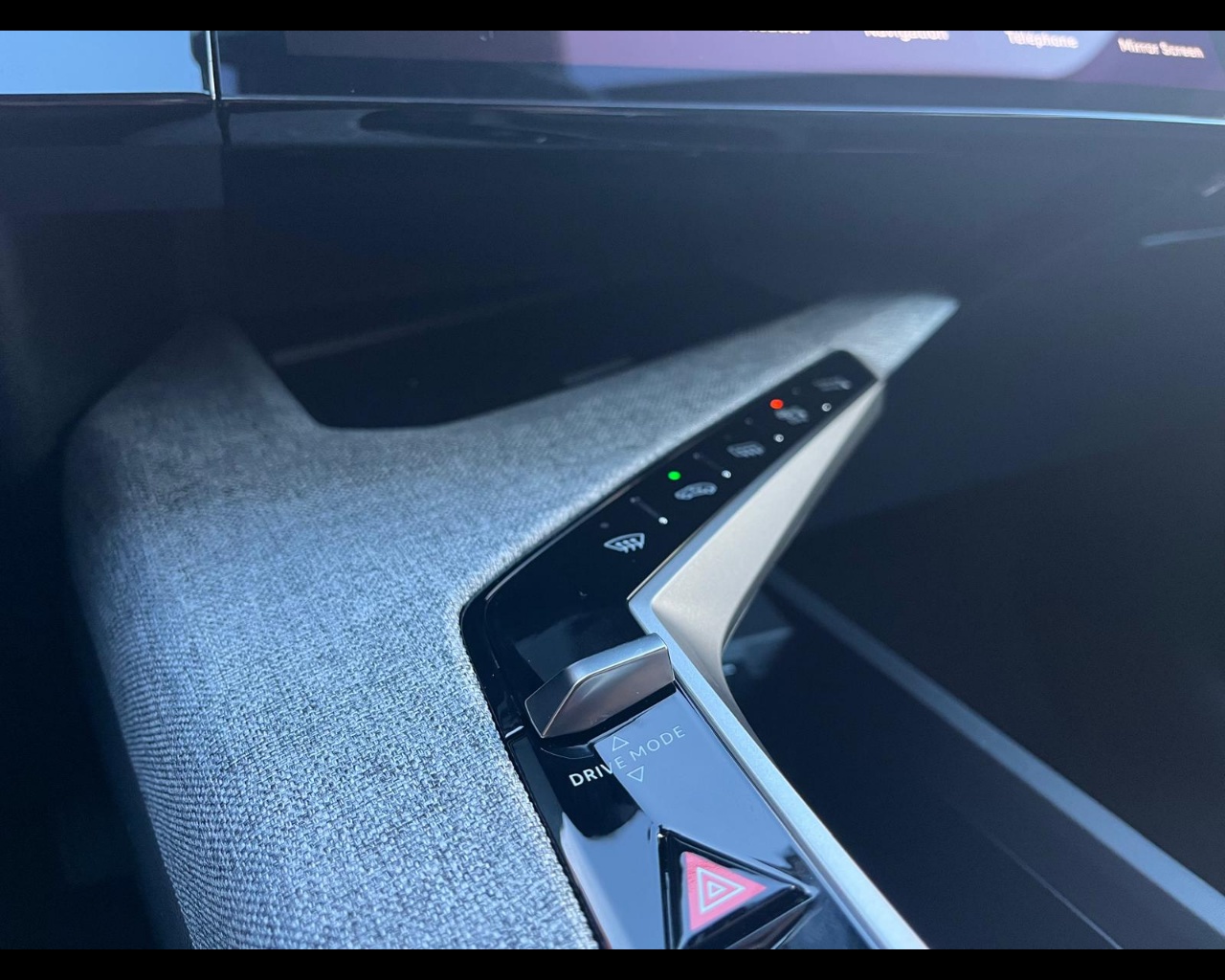 Foto PEUGEOT 5008 1.2 hybrid Allure 136cv e-dcs6