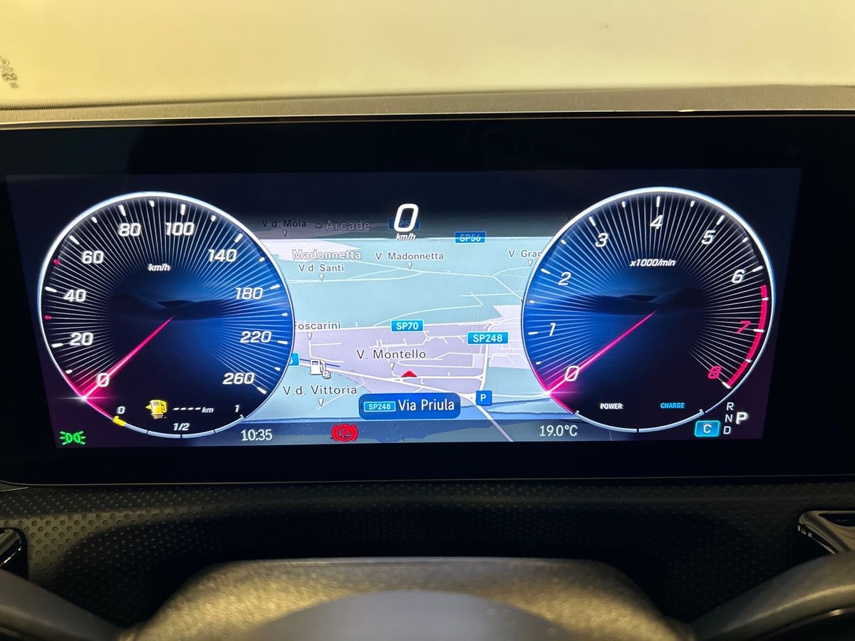 Mercedes  Classe A 200 Progressive Advanced Plus 7G-DCT - 13