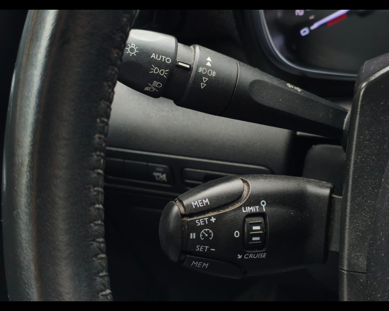 Foto CITROEN C3 Aircross 1.5 bluehdi Rip Curl s&s 100cv