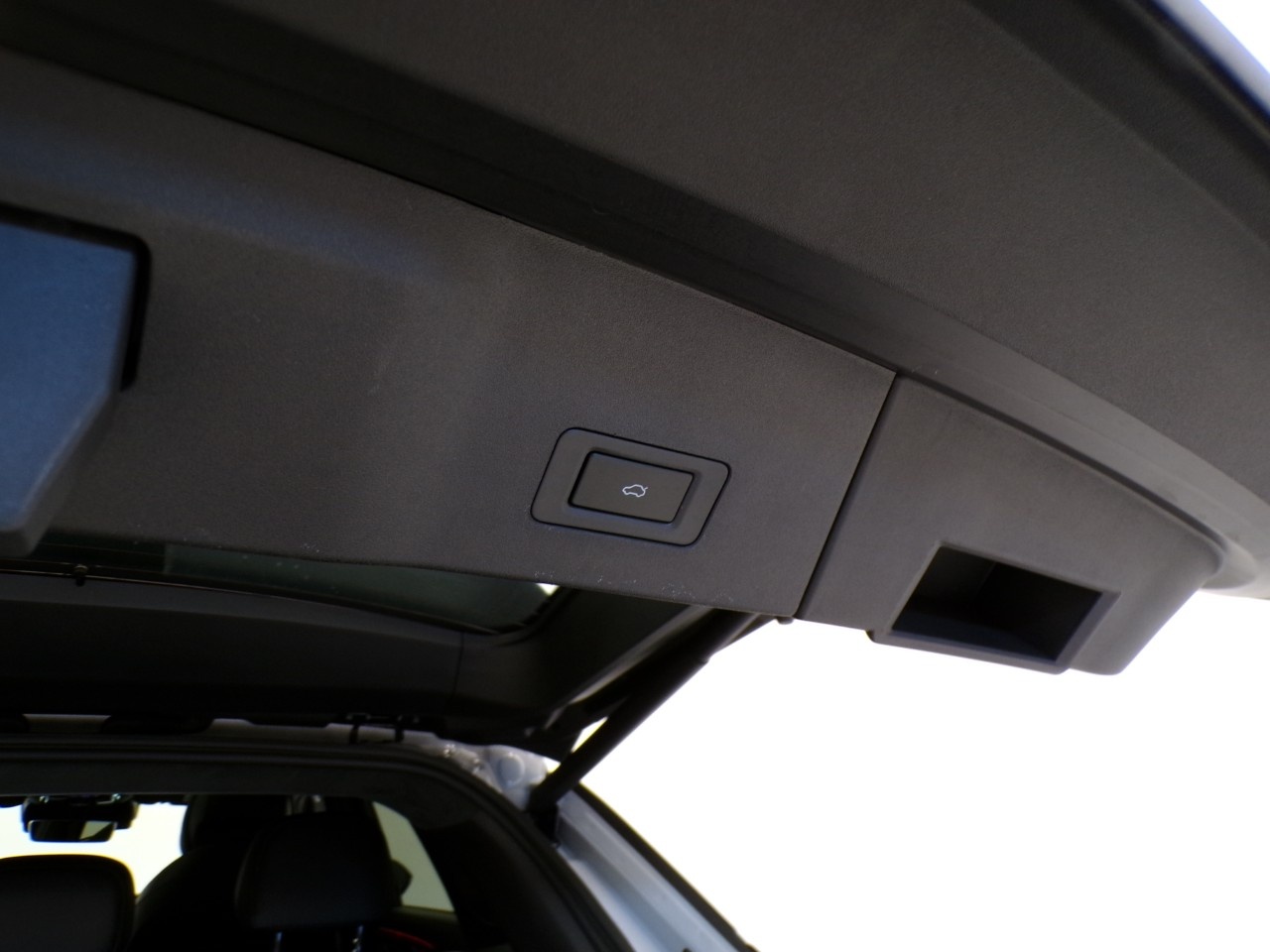 Omoda Omoda 9 Omoda 9 1.5 TGDi plug-in SHS Premium i-AWD DHT3 - 10