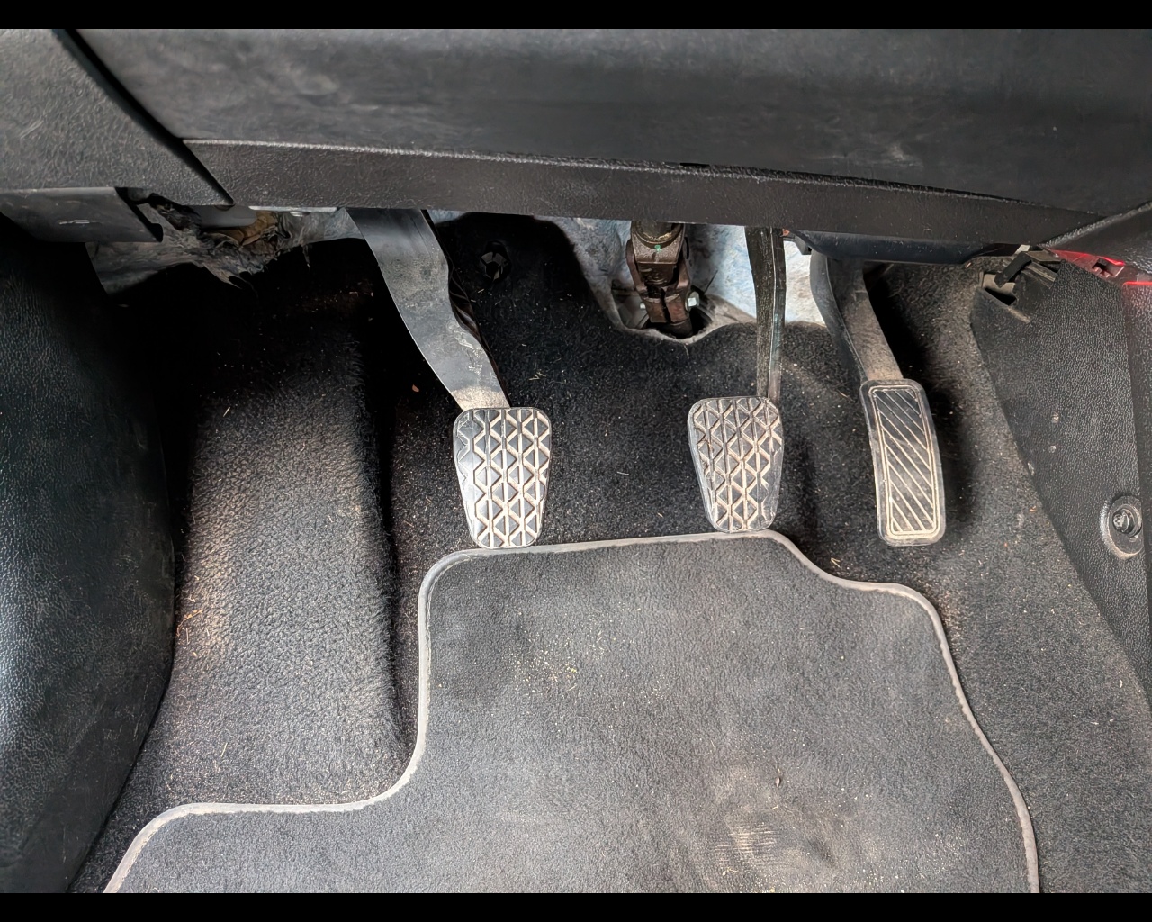 Foto FORD B-Max 1.5 tdci Titanium 75cv