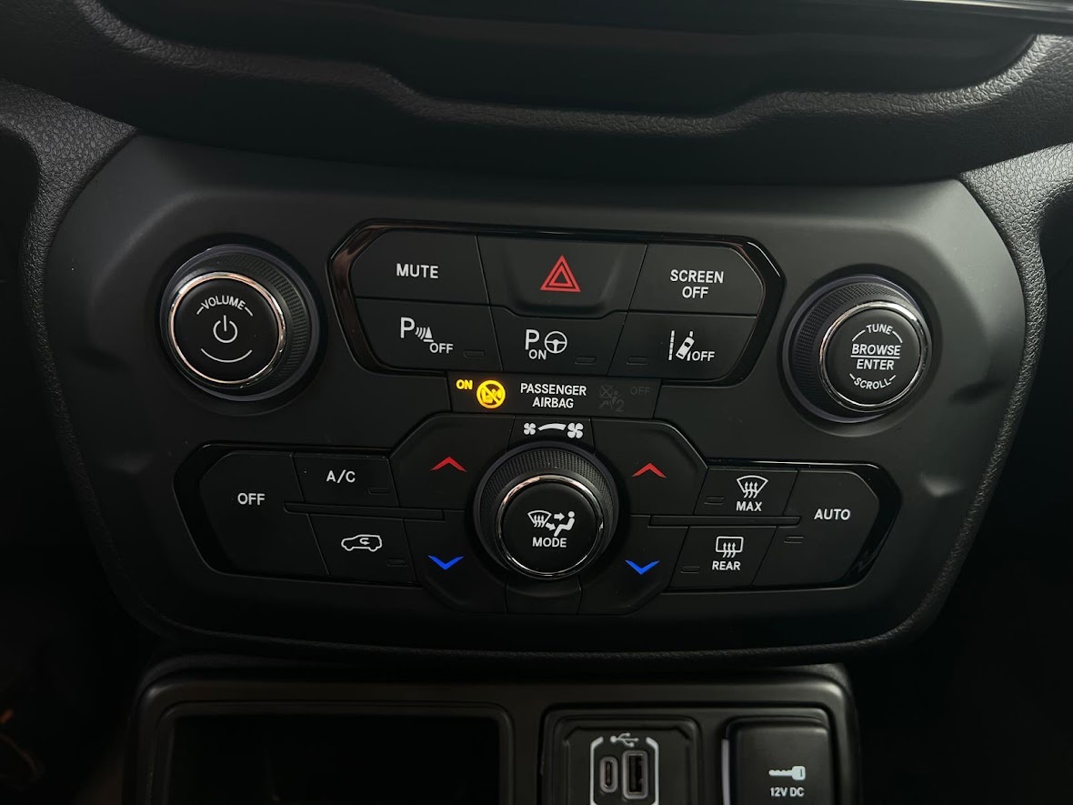 JEEP Renegade E-Hybrid My24 Altitude 1.5 Turbo T4 E-Hybrid 130cv Fwd Ibrido benzina Aziendale - 10