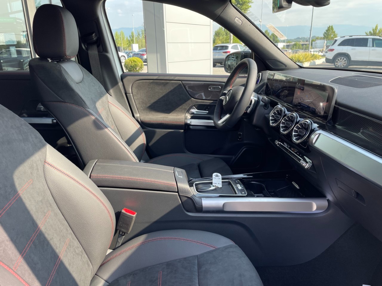 Mercedes GLB GLB 200 d 4Matic Automatic AMG Line ADVANCED PLUS - 12