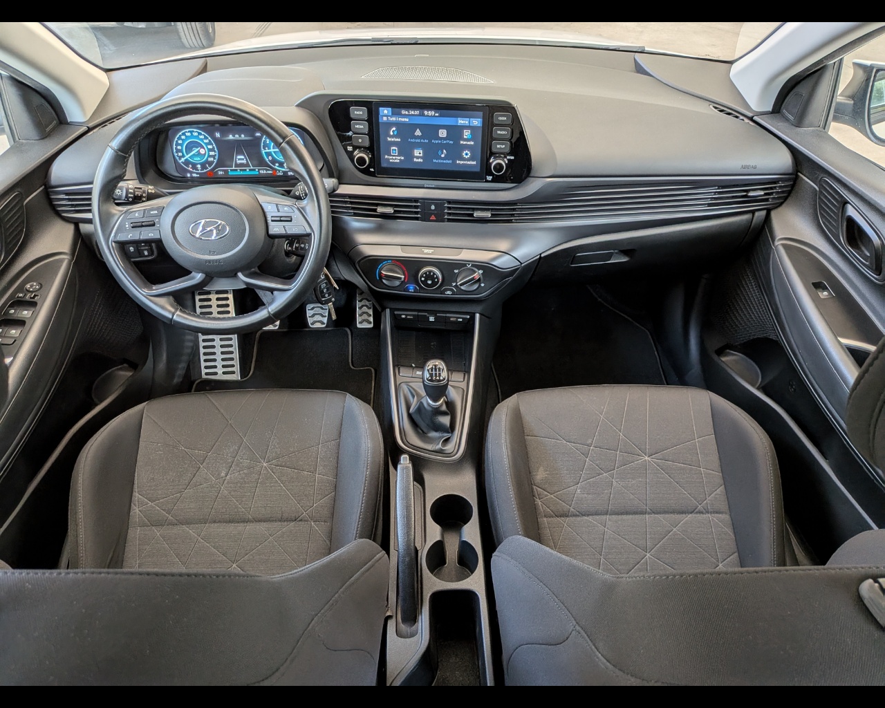 Foto HYUNDAI Bayon 1.0 t-gdi 48V Xline imt