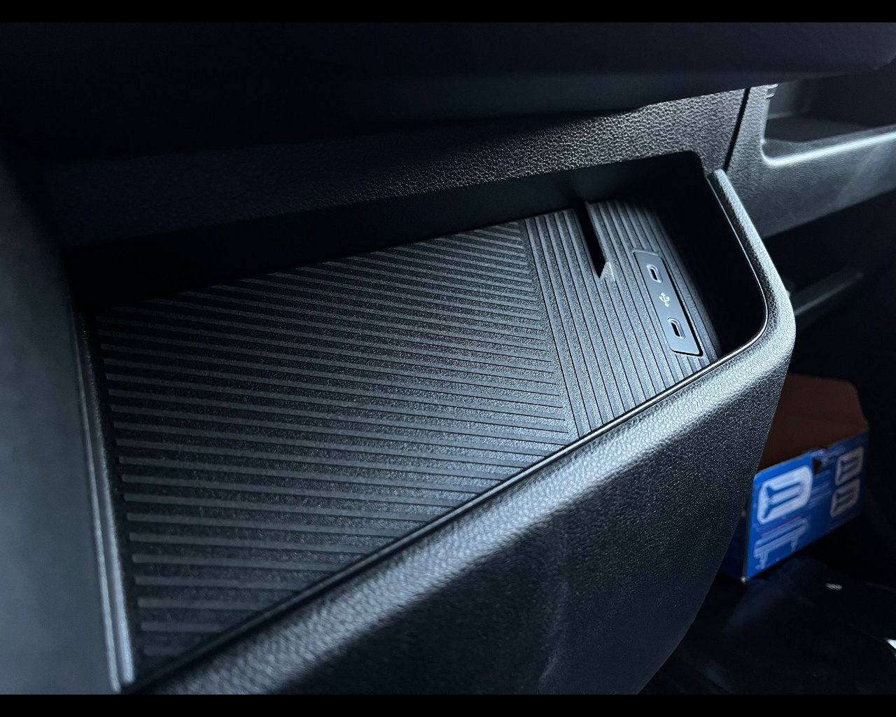 Foto NISSAN INTERSTAR CC H1L3P3 35Q 150CV EVIE MITTAS CABINA SINGOLA