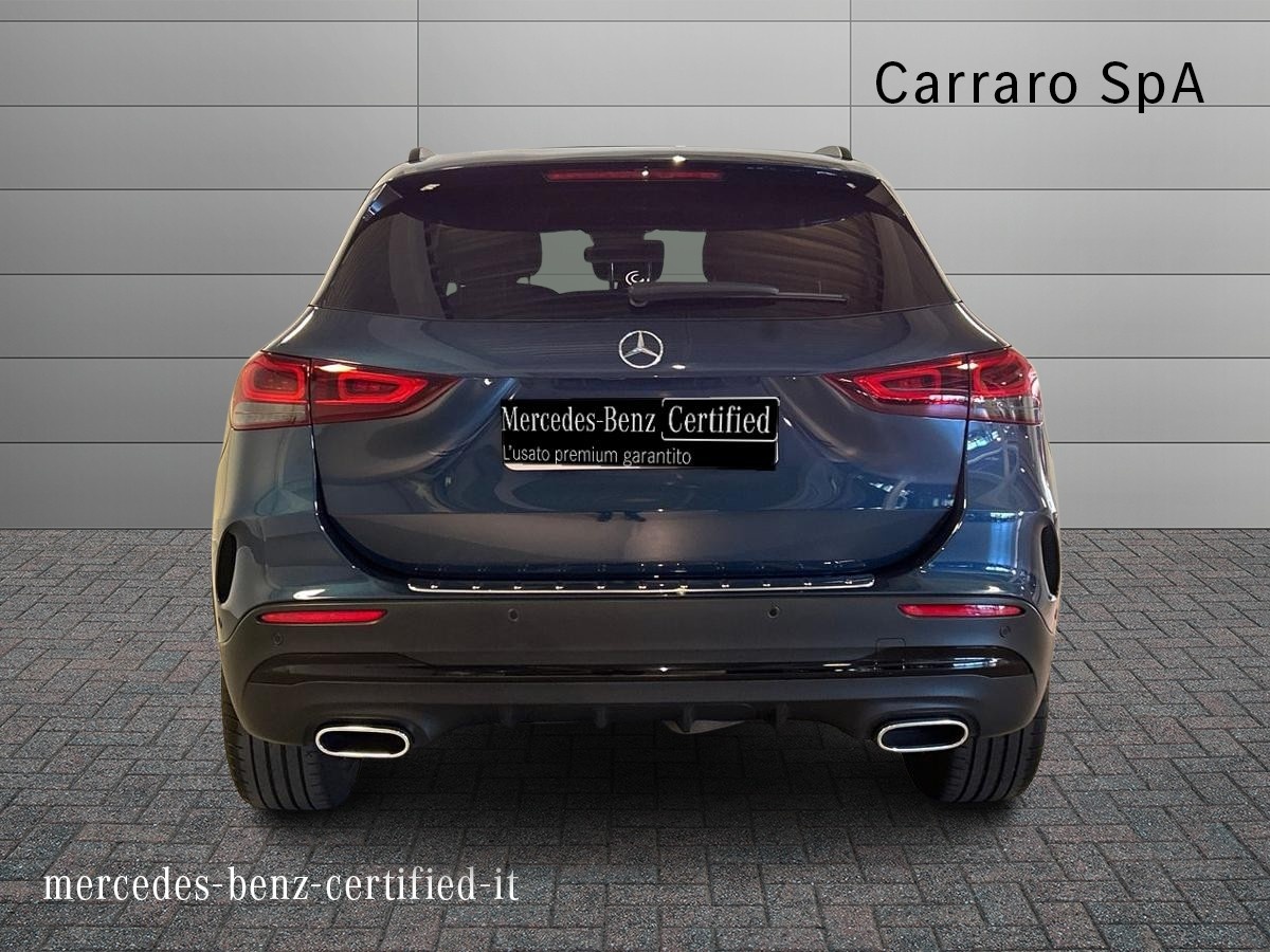 Mercedes GLA GLA 200 D Premium 8G-DCT - 4