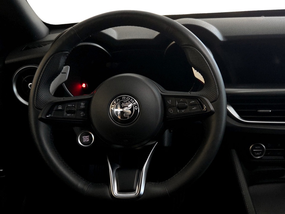 ALFA ROMEO Stelvio 2.2 t Veloce Q4 210cv auto Diesel usato - 11