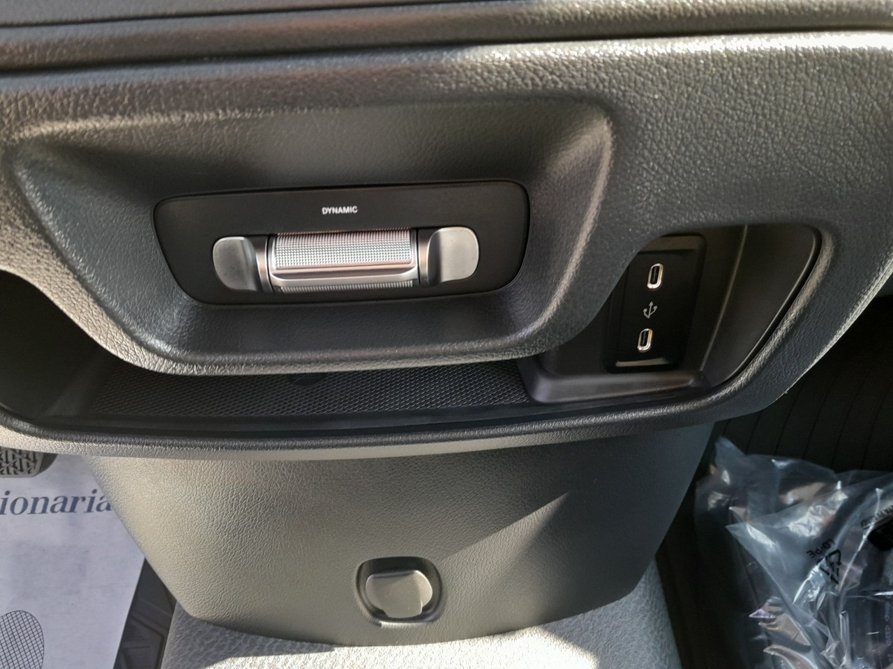 Mercedes Vito Mixto eVito Tourer PRO 129 Long - 8