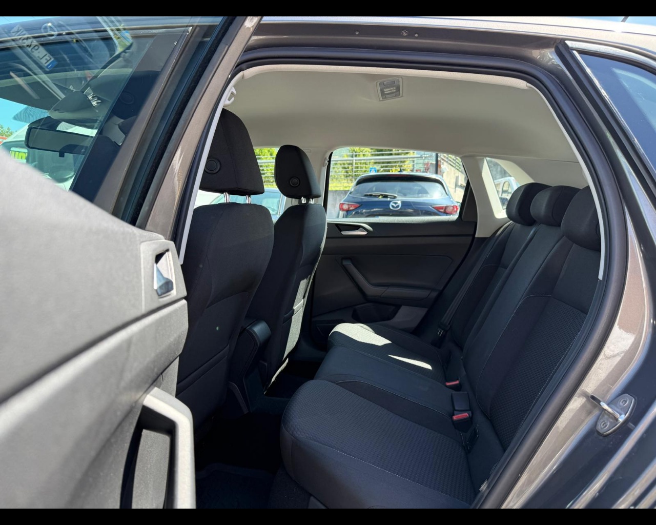 Foto VOLKSWAGEN Polo 5p 1.6 tdi Comfortline 80cv
