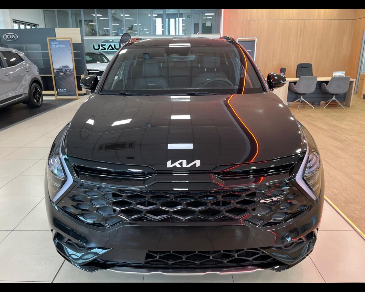 Foto KIA SPORTAGE MY25 1.6 PHEV AWD GTL SPT