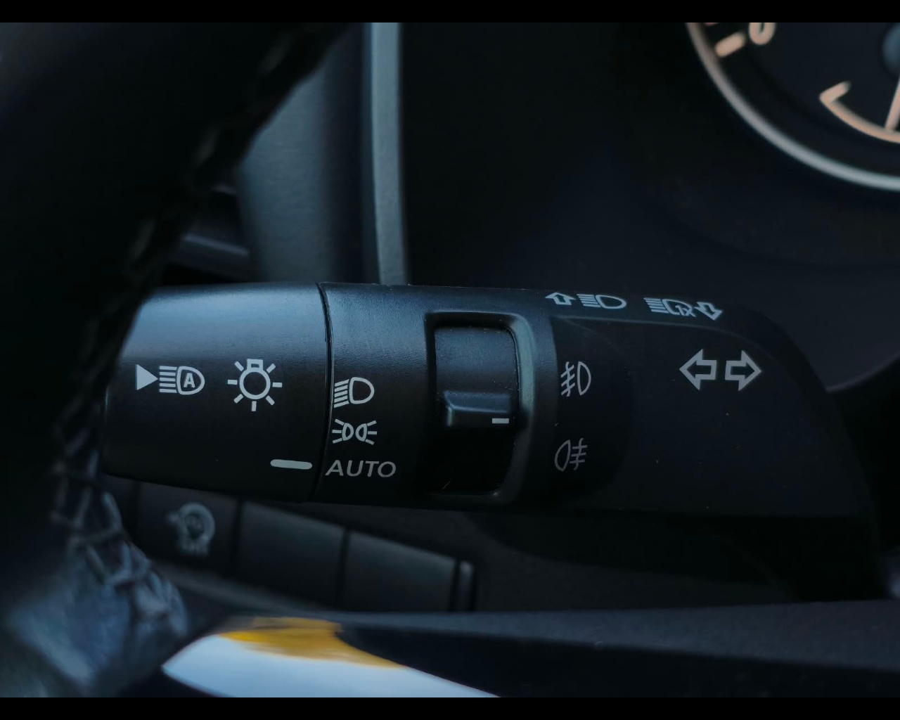 Foto NISSAN Qashqai 1.3 mhev N-Connecta 2wd 140cv