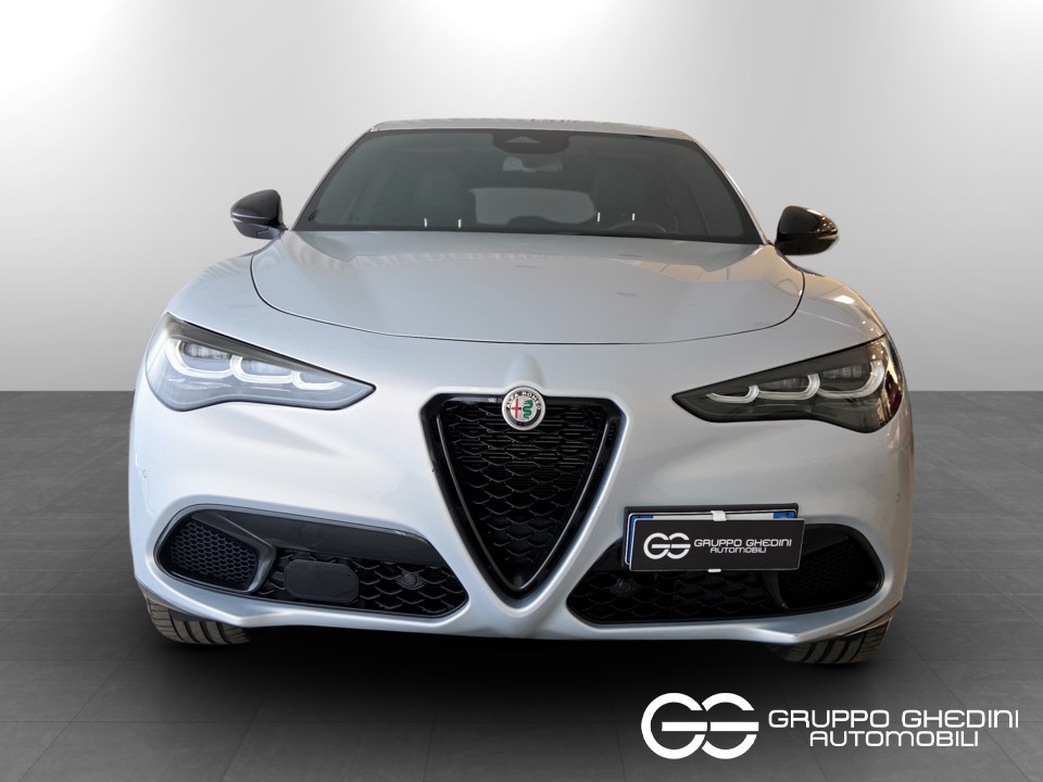 ALFA ROMEO Stelvio 2.2 t Veloce Q4 210cv auto Diesel usato - 3
