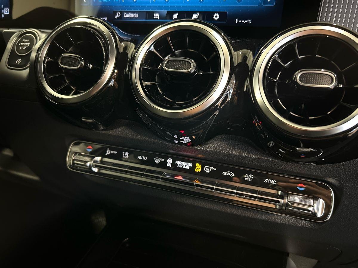 Mercedes GLB GLB 200 D Sport Plus 8G-DCT - 14