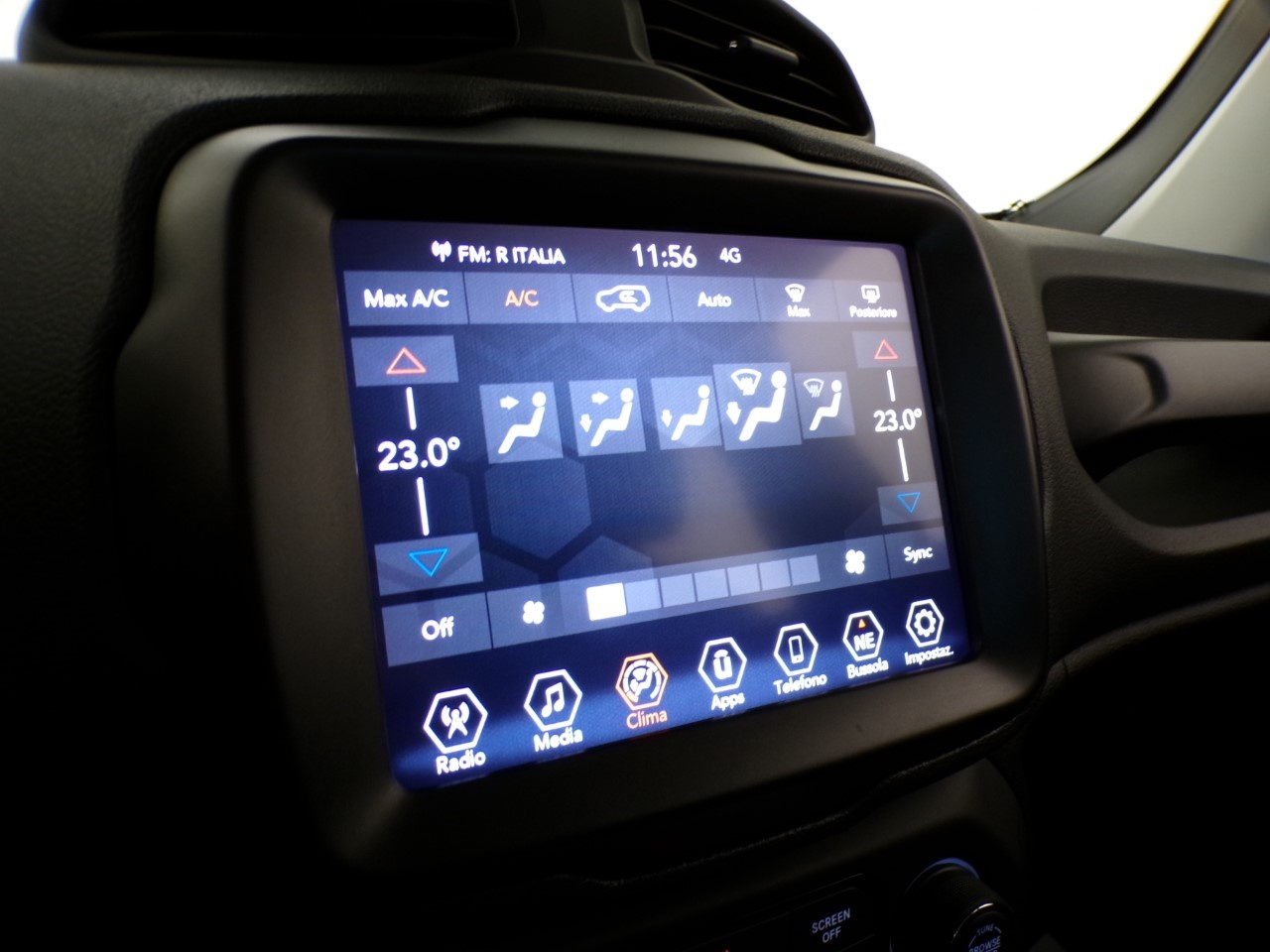 Jeep Renegade Renegade 1.3 T4 PHEV Business Plus 4xe AT6 - 19