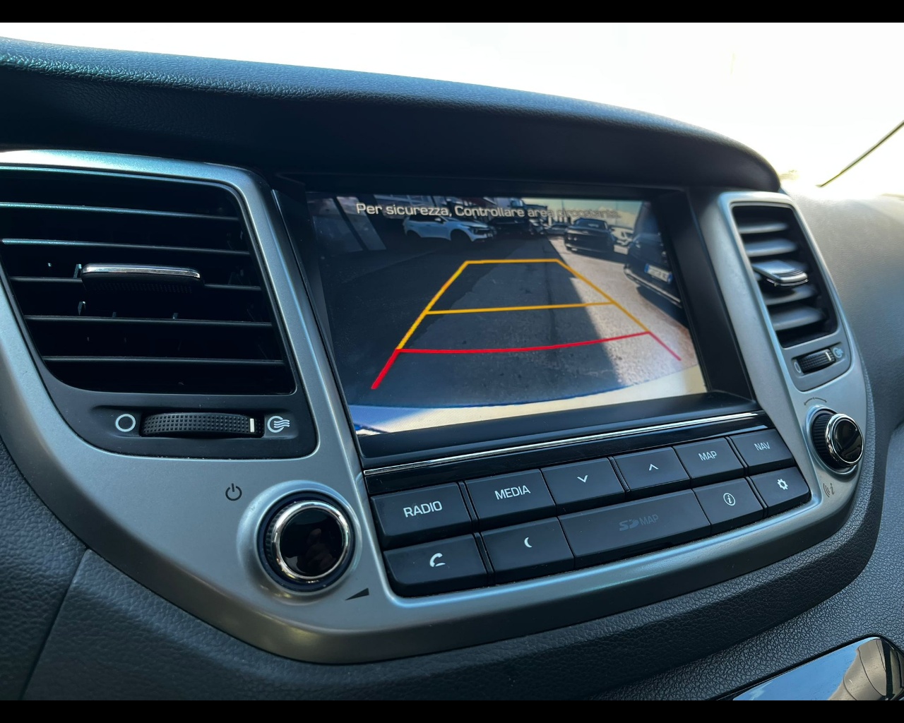 Foto HYUNDAI Tucson 1.7 crdi Xpossible 2wd 141cv dct