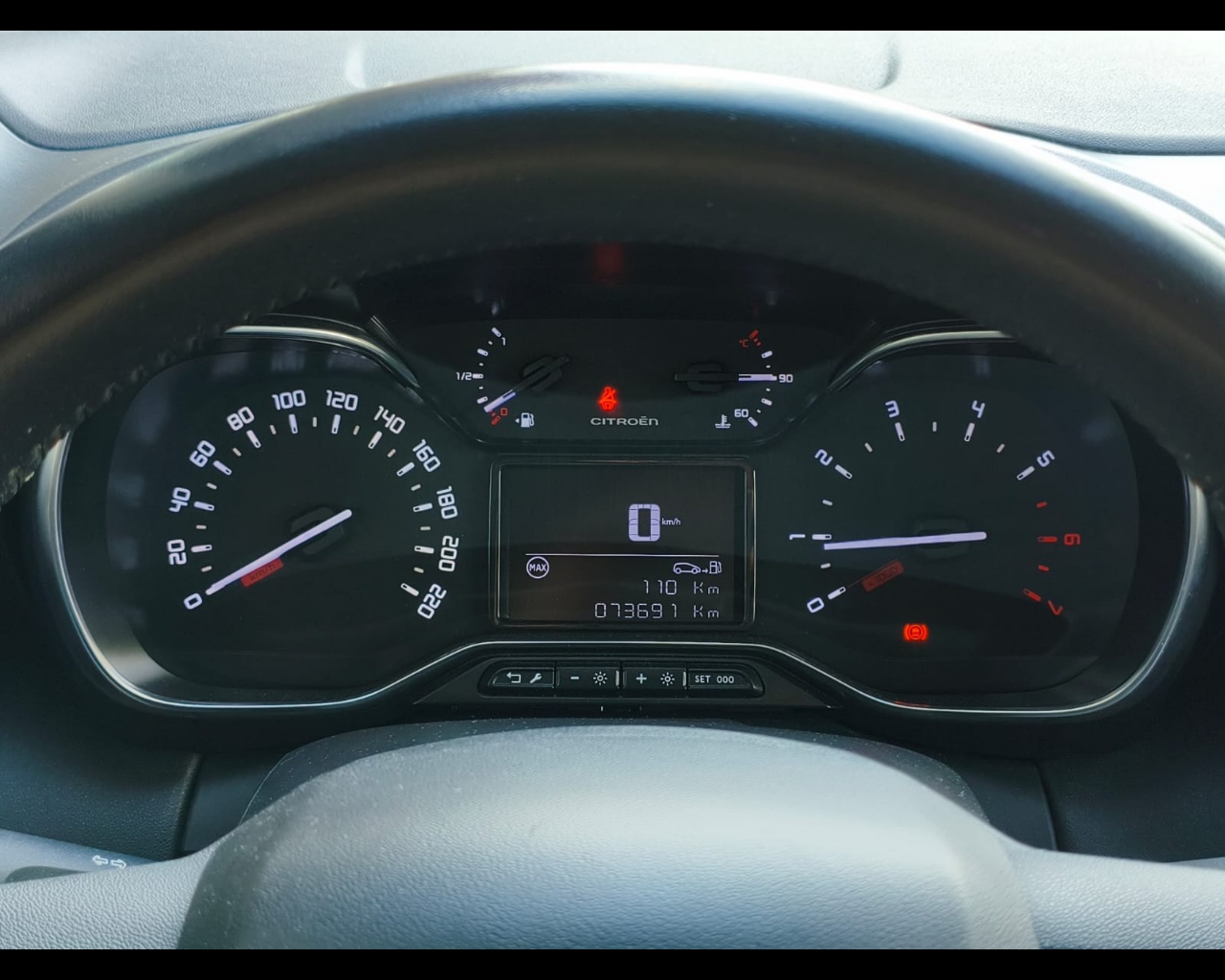 Foto CITROEN C3 Aircross 1.5 bluehdi Shine s&s 100cv