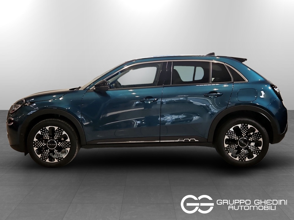 FIAT 600 1.2 hybrid La Prima 110cv auto Ibrida usato - 1