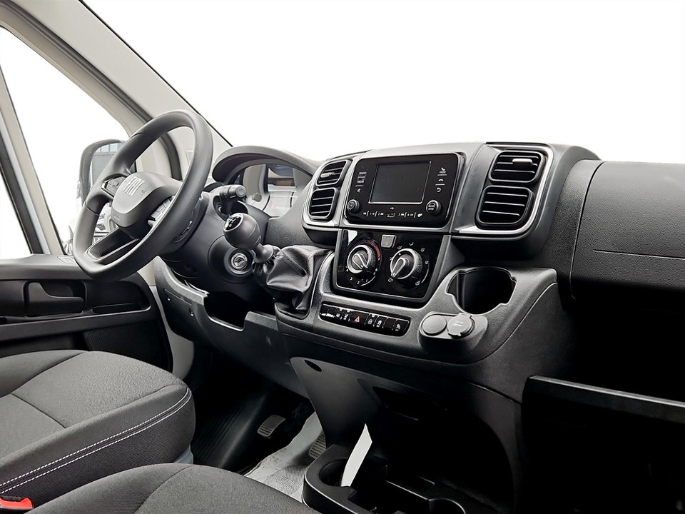 FIAT NUOVO DUCATO Ducato Serie 2 Stock My25 Furgone Lastrato 33q Mh2 140cv 2.2 Multijet 3 E Diesel km0 - 13