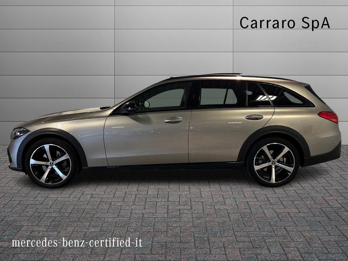 Mercedes  Classe C Station Wagon All-Terrain 220 d Mild hybrid Premium 4Matic 9G-Tronic - 6
