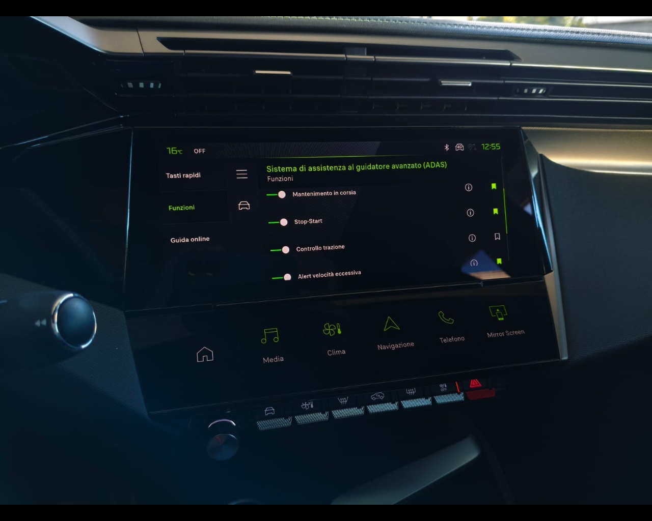 Foto PEUGEOT 408 1.2 hybrid GT 136cv e-dsc6