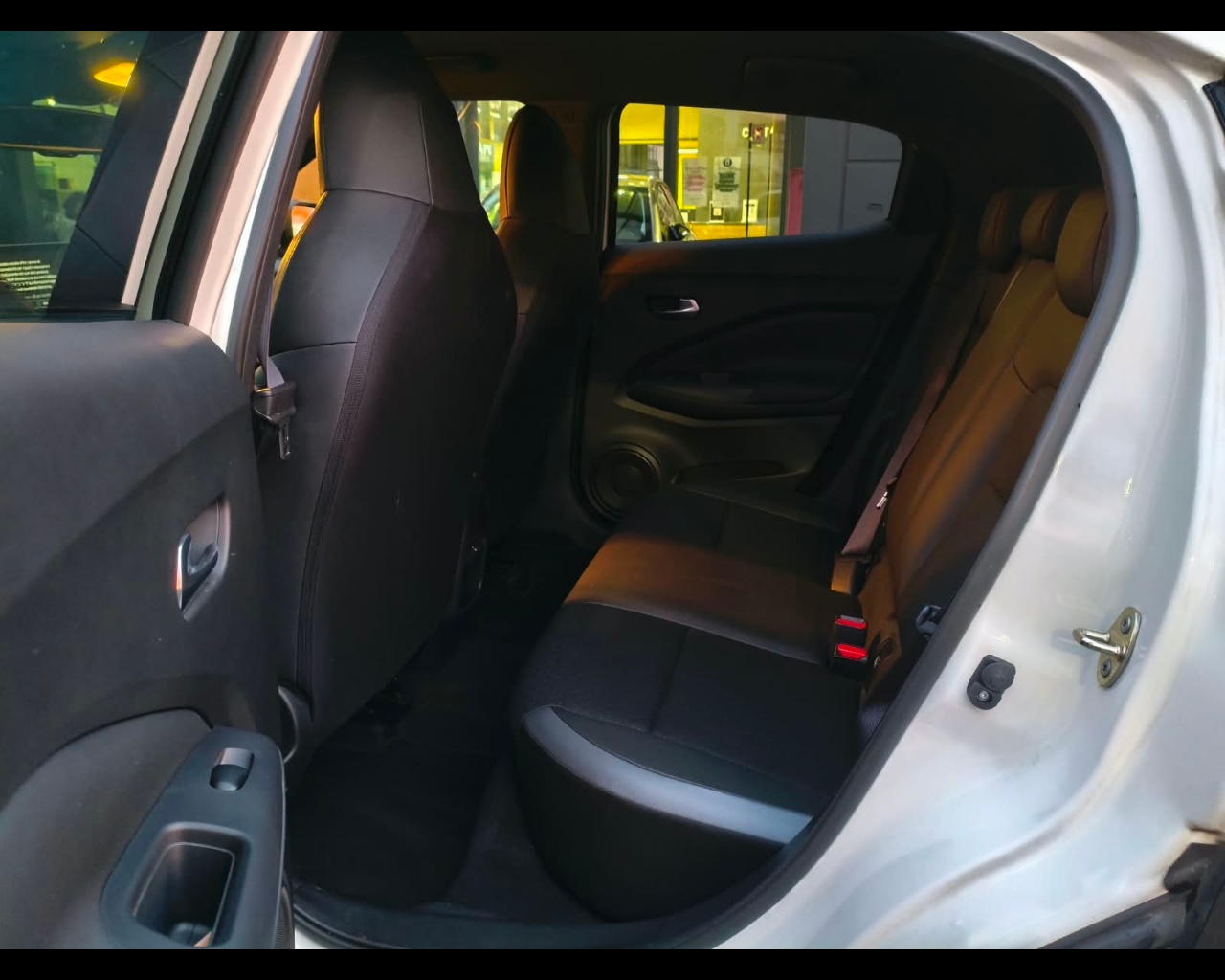 Foto NISSAN Juke 1.6 hev N-Connecta