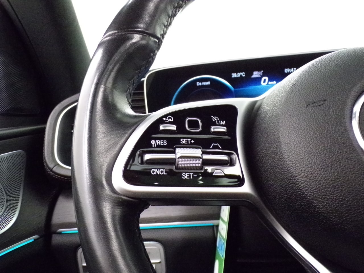 Mercedes GLS 580 V8 Mild hybrid (EQ-BOOST) Premium Plus 4Matic 9G-Tronic Plus - 24