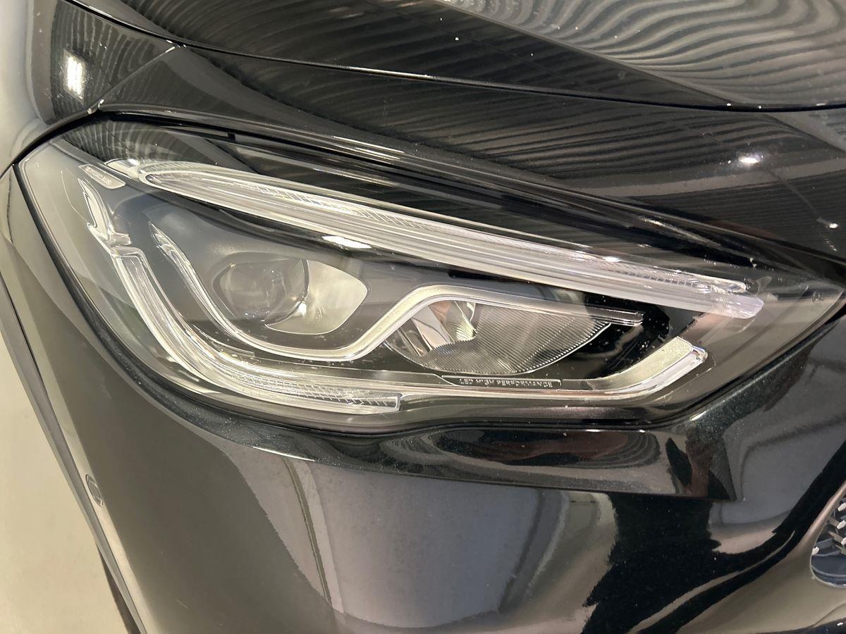 Mercedes GLA GLA 200 D Premium 4Matic 8G-DCT - 7