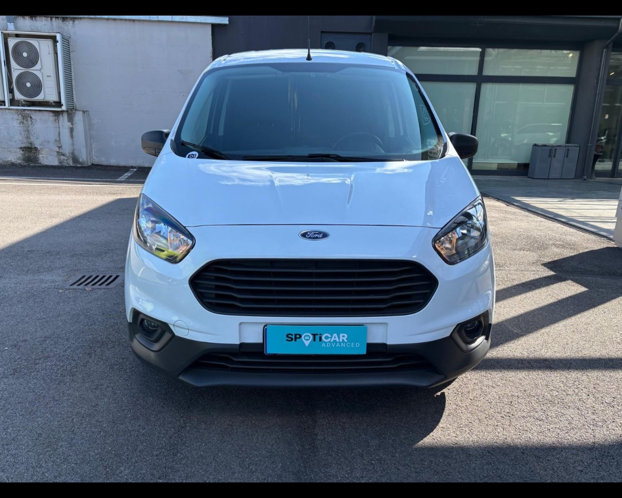 Foto FORD Transit Courier 1.5 tdci 75cv S&S Trend 
