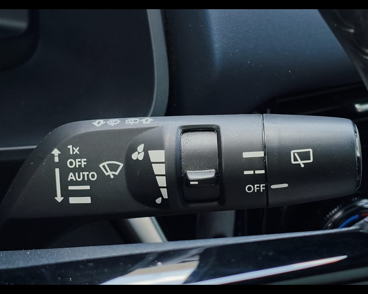 Foto NISSAN Qashqai 1.5 e-power Tekna 2wd